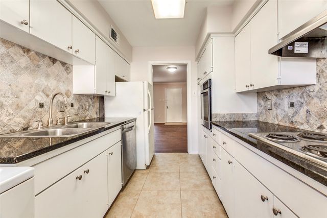 11116 Valleydale Drive B, Dallas, TX 75230