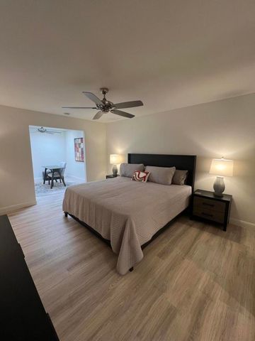 289 N Castellana N, Palm Desert, CA 92260