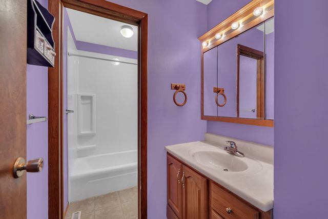 1280 Alicia Drive, Morris, IL 60450