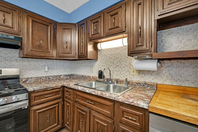 1280 Alicia Drive, Morris, IL 60450