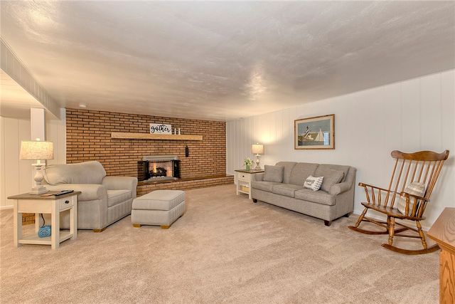 469 Hillcrest Drive, Unity Twp, PA 15650