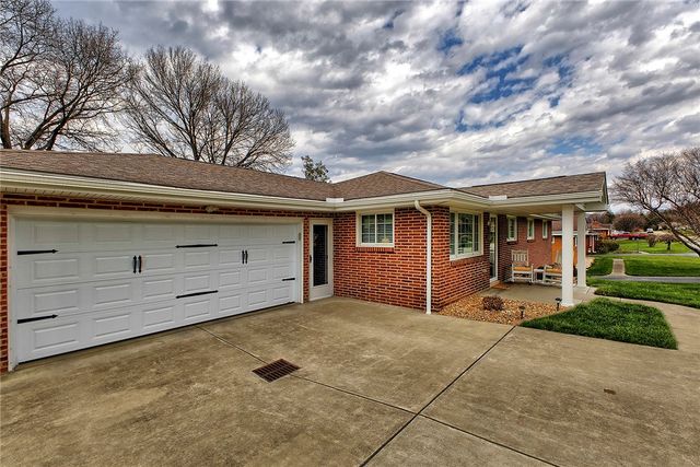 469 Hillcrest Drive, Unity Twp, PA 15650
