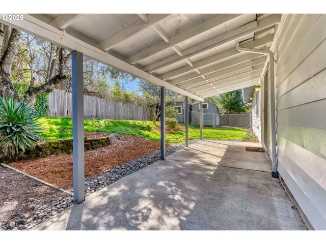 1120 Se Spruce Ct, Gresham, OR 97080