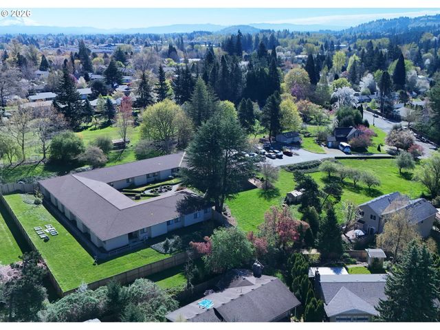 1120 Se Spruce Ct, Gresham, OR 97080