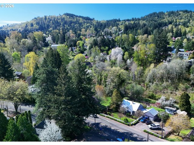 1120 Se Spruce Ct, Gresham, OR 97080