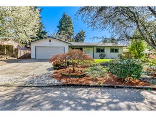 1120 Se Spruce Ct, Gresham, OR 97080