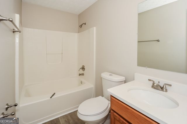 3374 Homeward Trail, Ellenwood, GA 30294