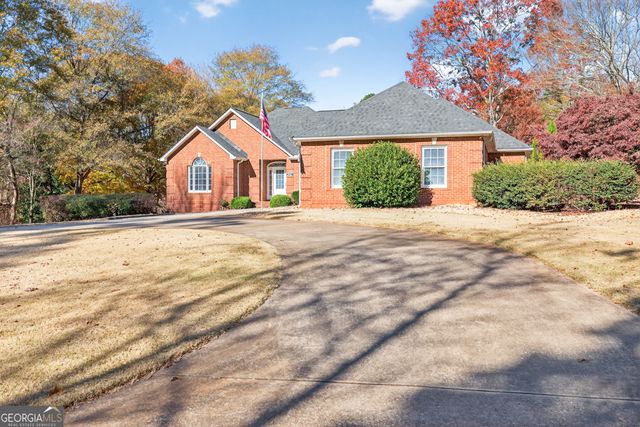 301 Oak Ridge Drive, Maysville, GA 30558