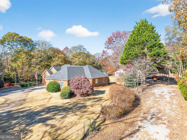 301 Oak Ridge Drive, Maysville, GA 30558