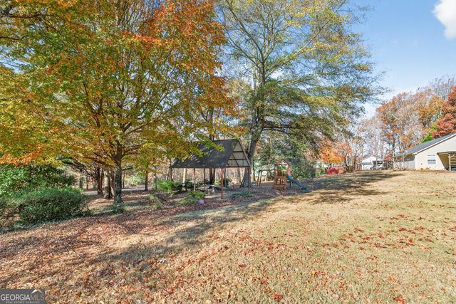 301 Oak Ridge Drive, Maysville, GA 30558