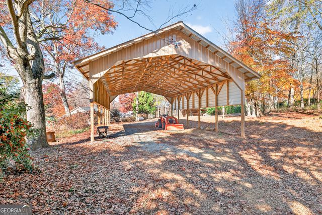 301 Oak Ridge Drive, Maysville, GA 30558