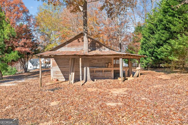 301 Oak Ridge Drive, Maysville, GA 30558