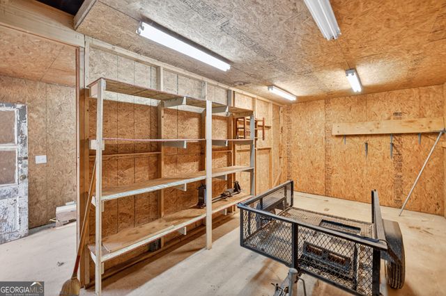 301 Oak Ridge Drive, Maysville, GA 30558