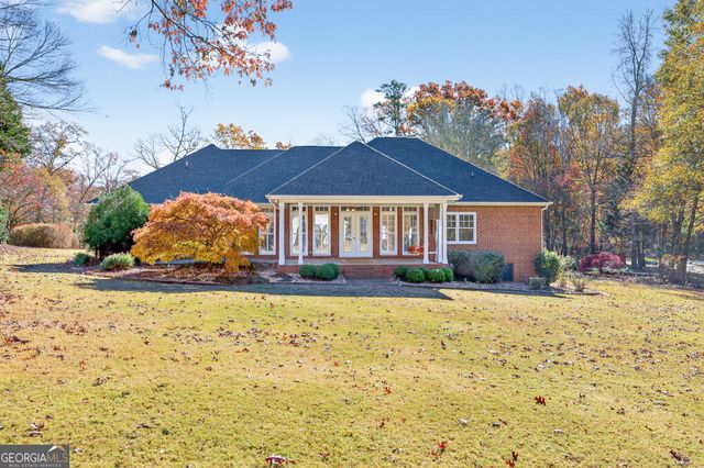301 Oak Ridge Drive, Maysville, GA 30558