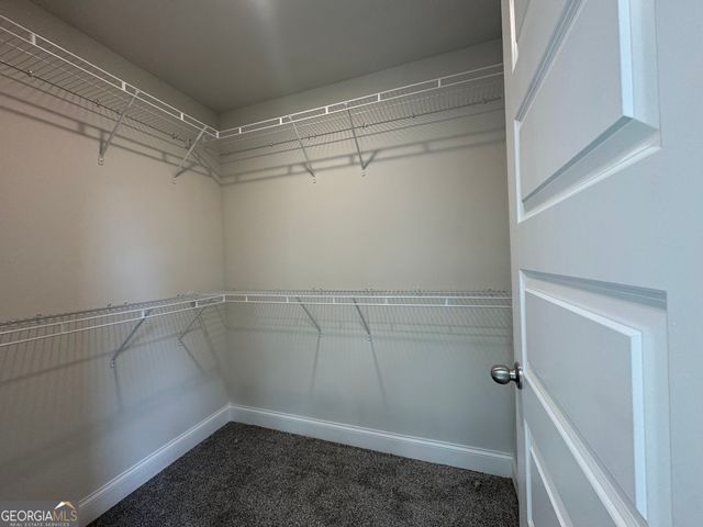 176 Country World Drive, Macon, GA 31211