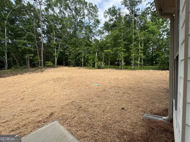 176 Country World Drive, Macon, GA 31211