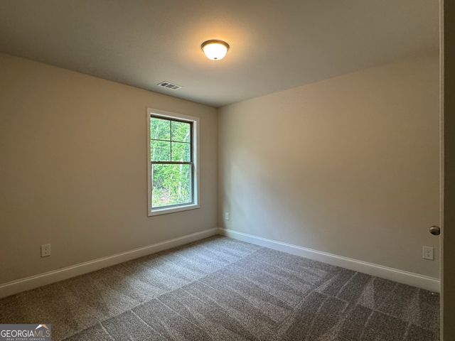 176 Country World Drive, Macon, GA 31211