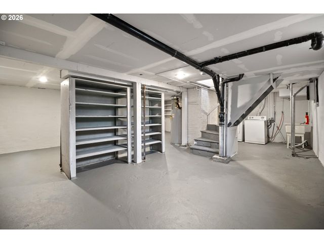 7116 N CURTIS Ave, Portland, OR 97217