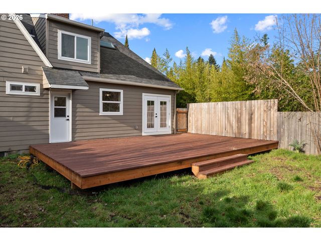 7116 N CURTIS Ave, Portland, OR 97217