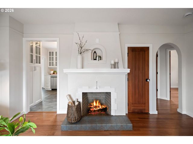 7116 N CURTIS Ave, Portland, OR 97217