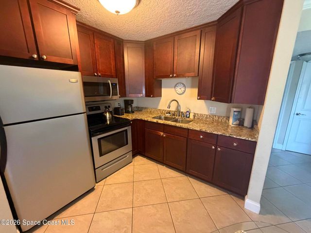 3150 N Atlantic Avenue 9-220, Cocoa Beach, FL 32931