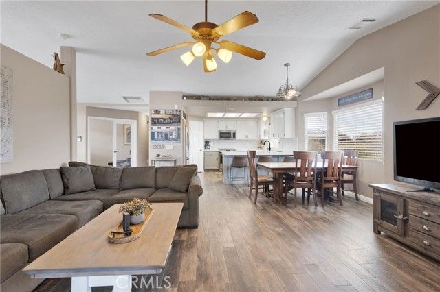 6297 Coleridge, Oak Hills, CA 92344