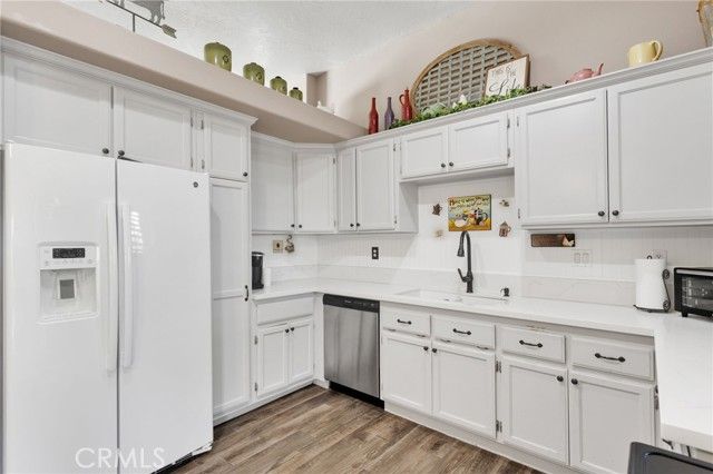 6297 Coleridge, Oak Hills, CA 92344