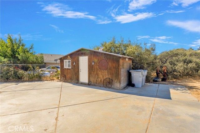 6297 Coleridge, Oak Hills, CA 92344