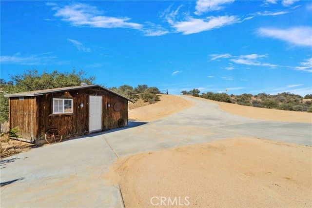 6297 Coleridge, Oak Hills, CA 92344