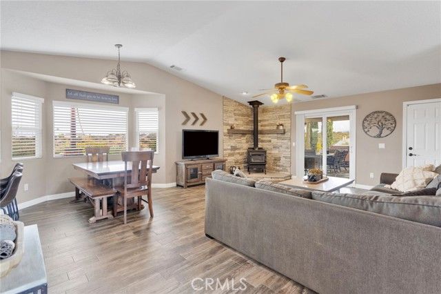 6297 Coleridge, Oak Hills, CA 92344