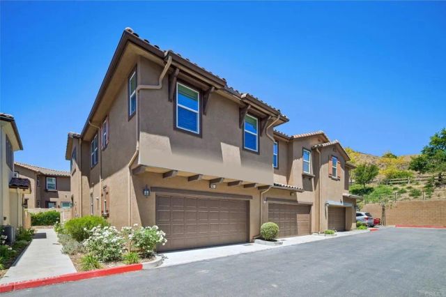 2487 Ascending Oaks Lane 1, Simi Valley, CA 93063