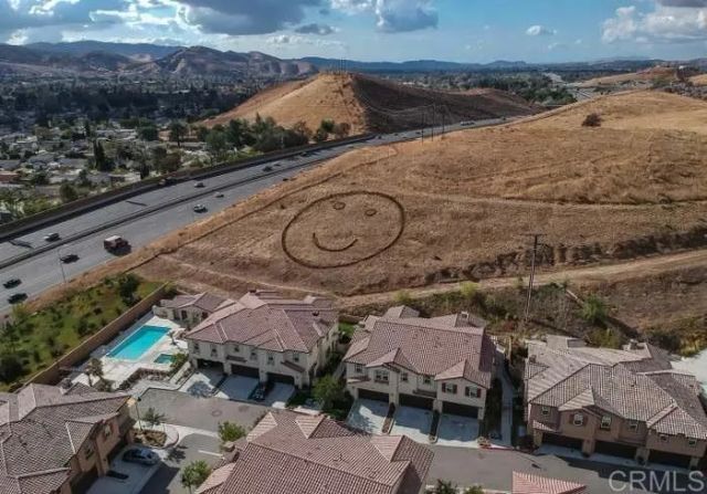 2487 Ascending Oaks Lane 1, Simi Valley, CA 93063