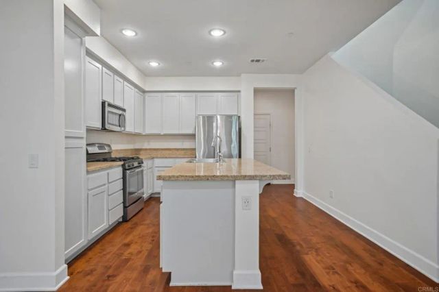 2487 Ascending Oaks Lane 1, Simi Valley, CA 93063