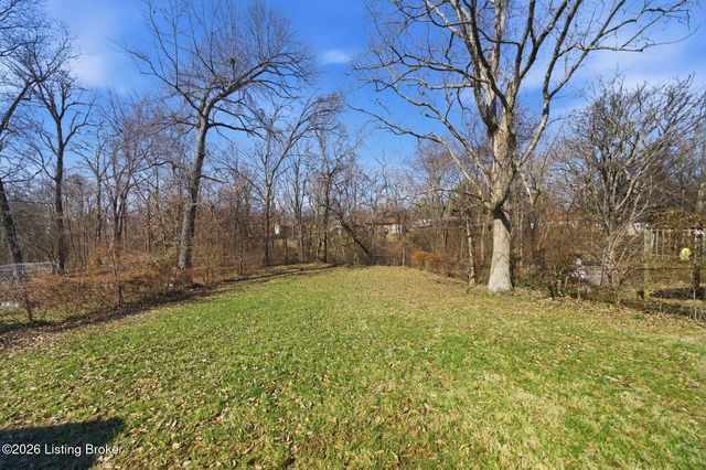 9410 Coolridge Dr, Louisville, KY 40229