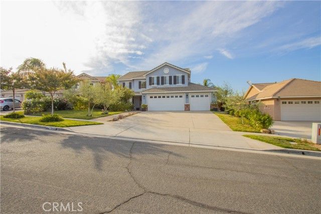3682 Grovedale Street, Corona, CA 92881