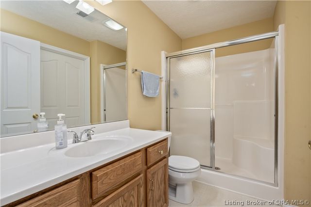 6616 Woods Mill Drive, Louisville, KY 40272