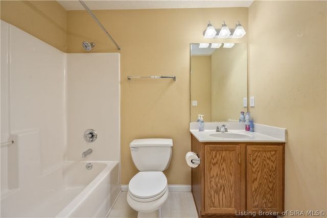 6616 Woods Mill Drive, Louisville, KY 40272