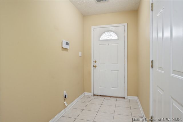 6616 Woods Mill Drive, Louisville, KY 40272