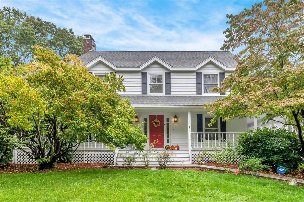 14 Claire Ave, Mansfield, MA 02048