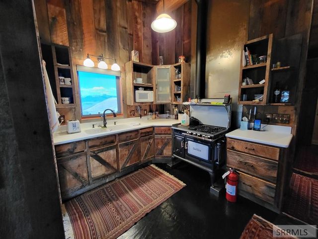 451 Peterson Creek Road, Leadore, ID 83464