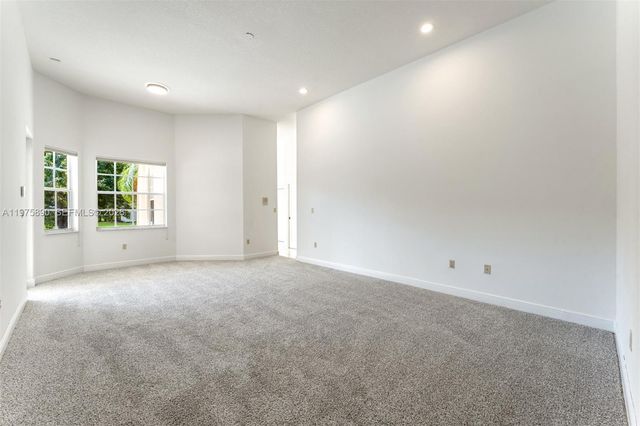 7280 SW 100th St, Pinecrest, FL 33156