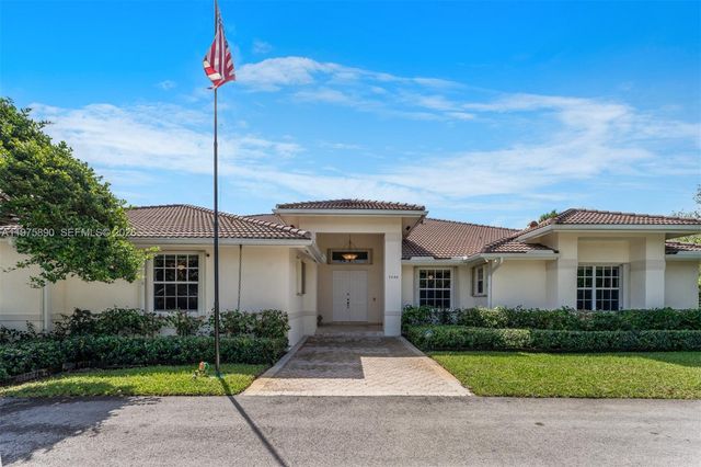 7280 SW 100th St, Pinecrest, FL 33156