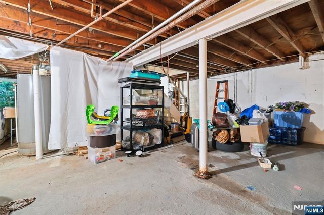 2 Yolanda Place, Lodi, NJ 07644