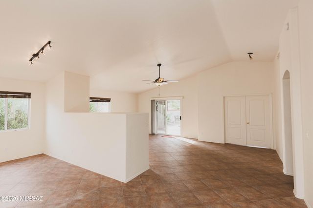 12727 N Blue Sage Drive, Marana, AZ 85658