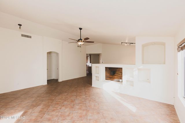 12727 N Blue Sage Drive, Marana, AZ 85658