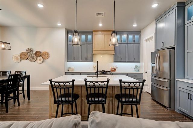 14528 Giverny Lane, Yukon, OK 73099