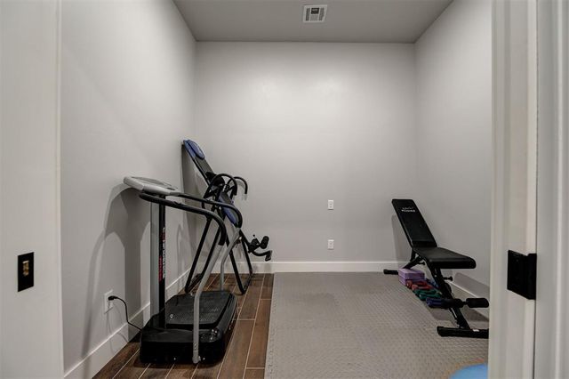 14528 Giverny Lane, Yukon, OK 73099