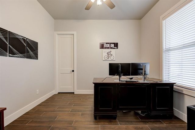 14528 Giverny Lane, Yukon, OK 73099