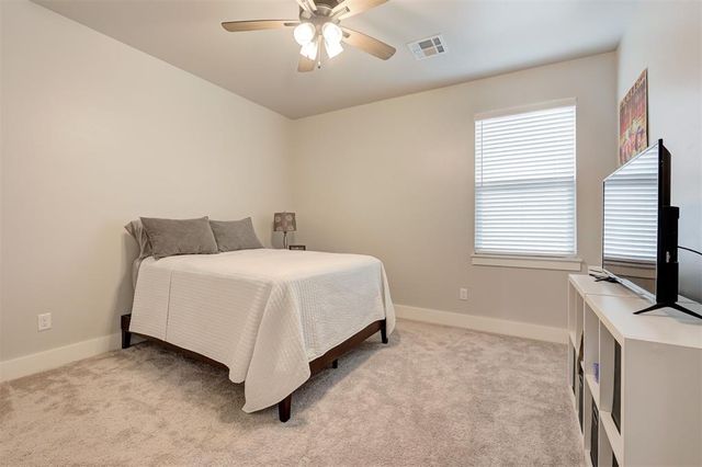 14528 Giverny Lane, Yukon, OK 73099