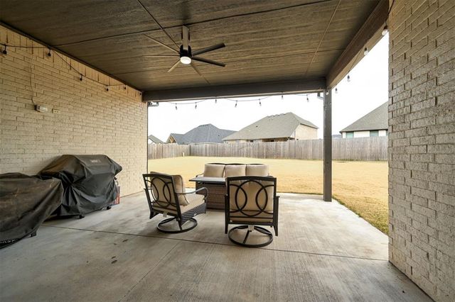 14528 Giverny Lane, Yukon, OK 73099